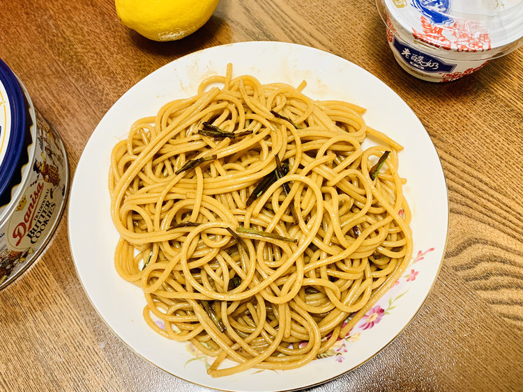 葱油面，加餐最好的选择的做法