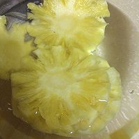 烤菠萝花的做法图解1