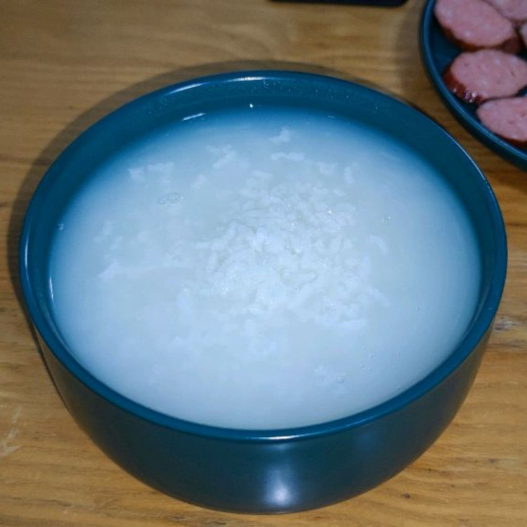 超简单电饭锅煮白粥的做法