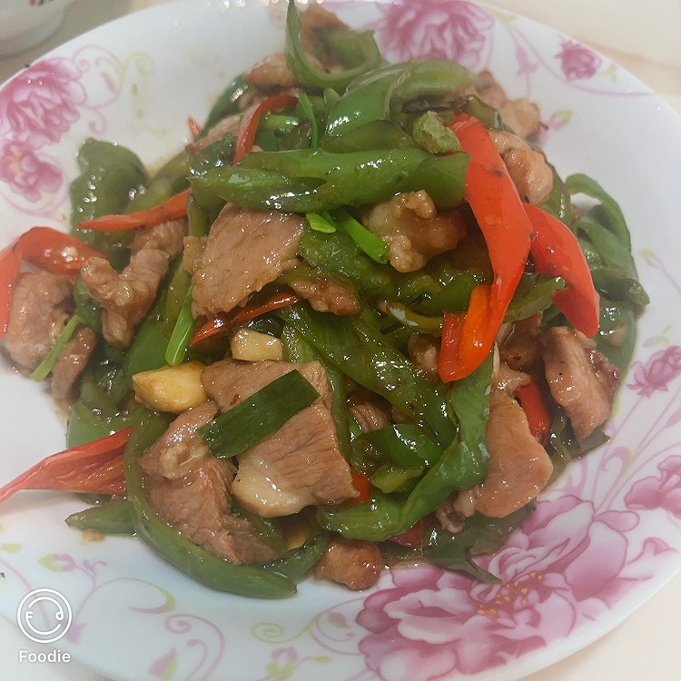 超好吃辣椒炒肉的做法