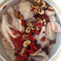 桂圆红枣鸡汤的做法图解3