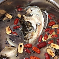 补脑益智：天麻黑豆鱼头汤的做法图解18