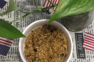 辣椒瘦肉蛋炒饭