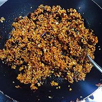 健康辣鱼仔#黑人牙膏一招制胜#的做法图解3