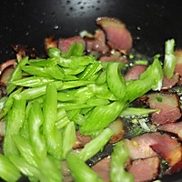 蕨菜炒腊肉的做法图解5