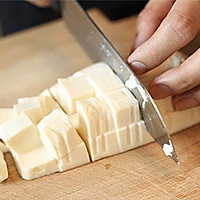 麻婆豆腐的做法图解1