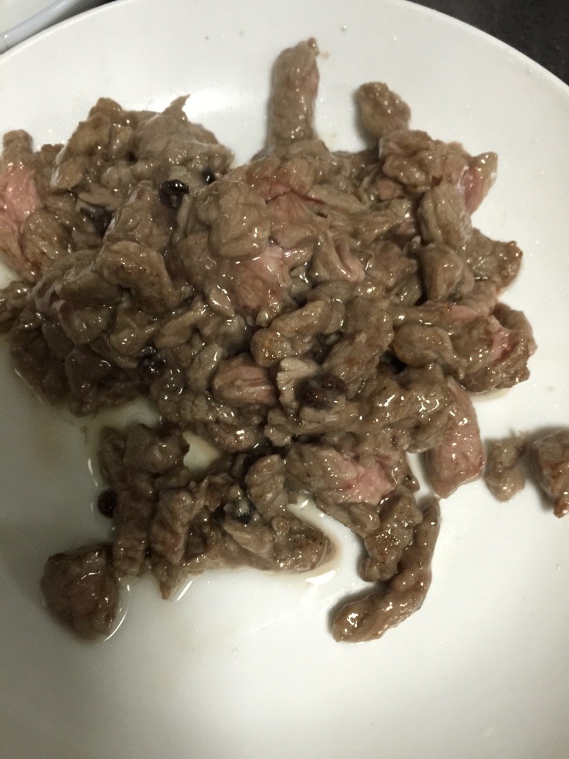 洋葱炒牛肉的做法图解6