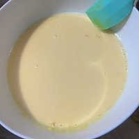 水果鲜奶生日蛋糕的做法图解3