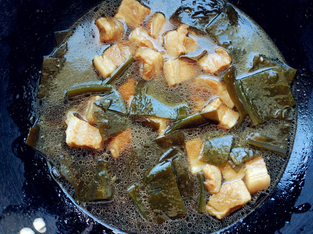 油豆腐焖五花肉的家常做法，好吃又入味，上桌连汤汁都不剩 - 哔哩哔哩