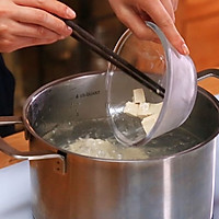 白菜豆腐清汤—迷迭香的做法图解2