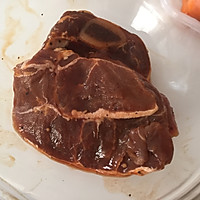 香煎黑椒牛肩排#豆果魔兽季部落#的做法图解2