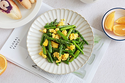 芦笋炒蛋—低脂健康家常菜