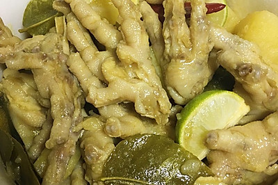 绿咖喱土豆鸡爪