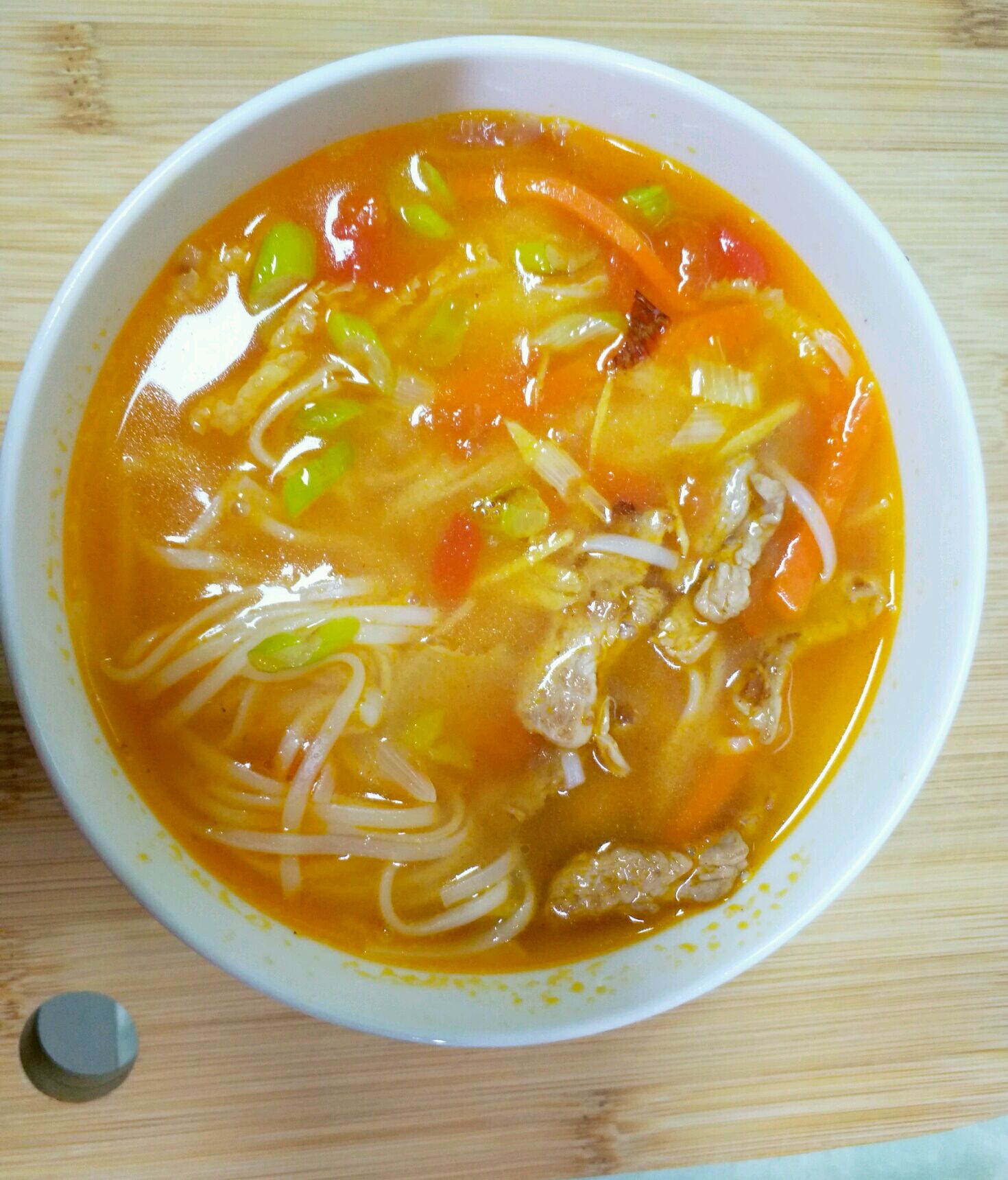 西红柿肉丝汤面怎么做_西红柿肉丝汤面的做法_豆果美食
