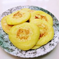 不需油、零失败、营养美味的快手健康饼——酸奶鸡蛋小饼的做法图解5