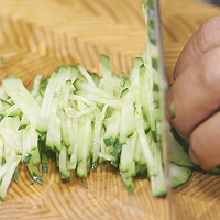 芥末鸭掌的做法图解3