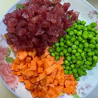 菠萝炒饭的做法图解3
