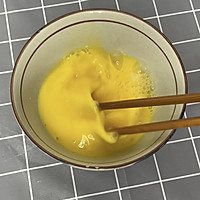 叉烧炒蛋的做法图解1