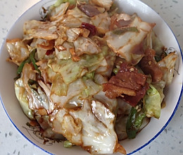 咸肉干锅平包菜的做法