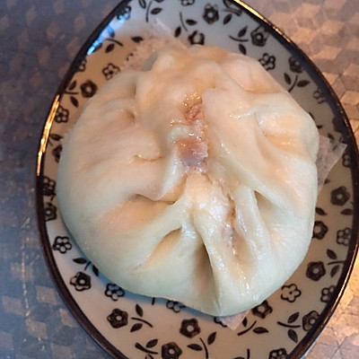 不美的肉包子