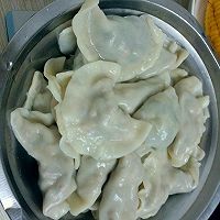 酸菜肉饺子的做法图解5