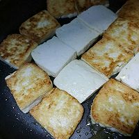 卤煮炸豆腐的做法图解2