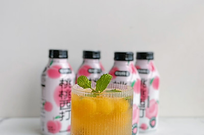 蓝莓橙子气泡水
