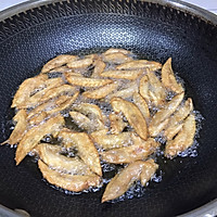 香酥辣味鸡尖的做法图解1