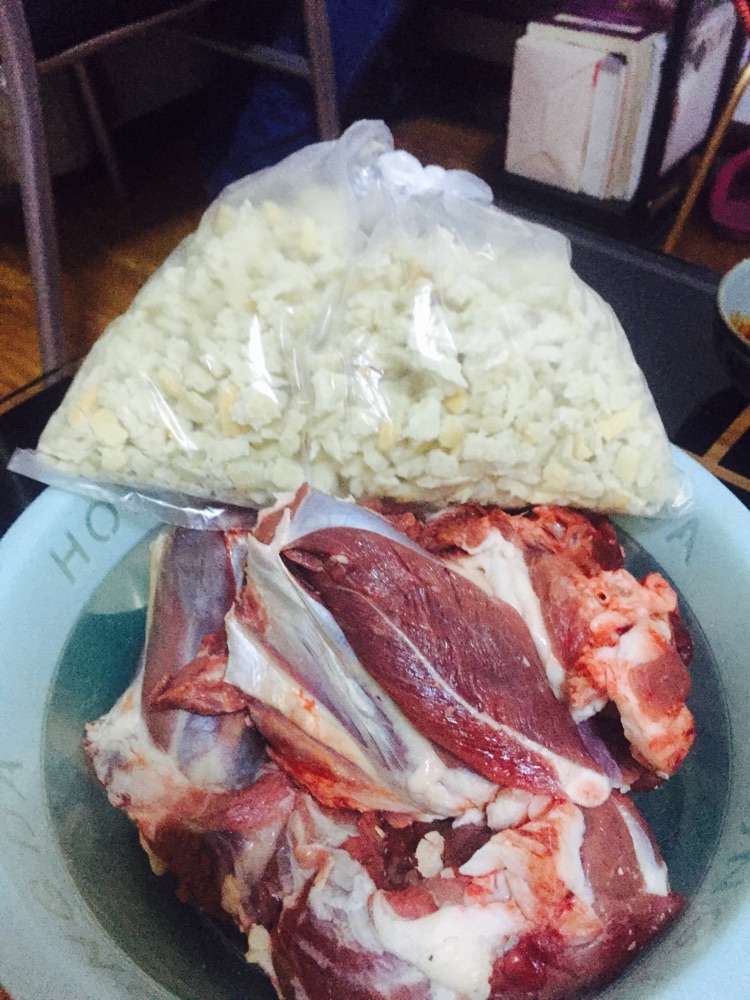 羊肉泡馍的做法图解1