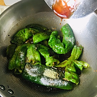 5️⃣毛钱就可以做一盘虎皮青椒的做法图解7