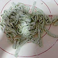小卤肉榆钱手擀面的做法图解3