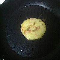 蛋香土豆泥煎饼的做法图解3
