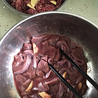 猪肝瘦肉粥的做法图解1