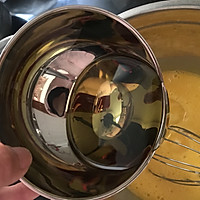 酸奶戚风的做法图解2