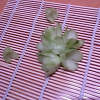 富贵花开——拼盘装饰花的做法图解7