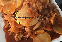 辣白菜五花肉炖土豆的做法