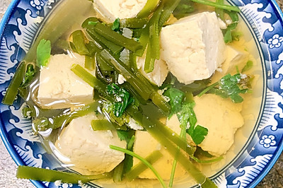 刷脂海带豆腐汤