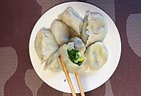 鲜虾韭菜鸡蛋水饺，真的又鲜又好吃的做法