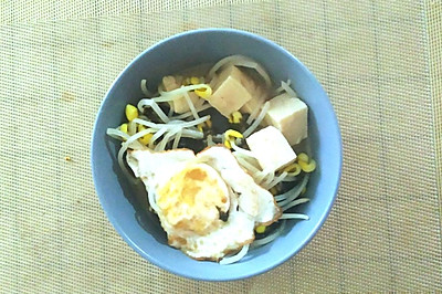 减脂餐之豆芽豆腐汤