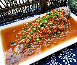 剁椒水豆豉蒸鱼的做法