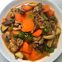 香菇胡萝卜炖排骨的做法图解5