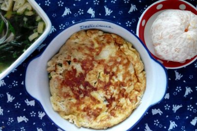 芦笋蛋饼&菌菇菠菜味噌汤&橘子