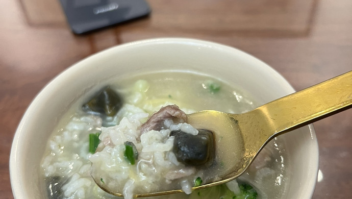 皮蛋瘦肉粥