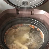 暖心暖胃的山药骨头汤的做法图解9