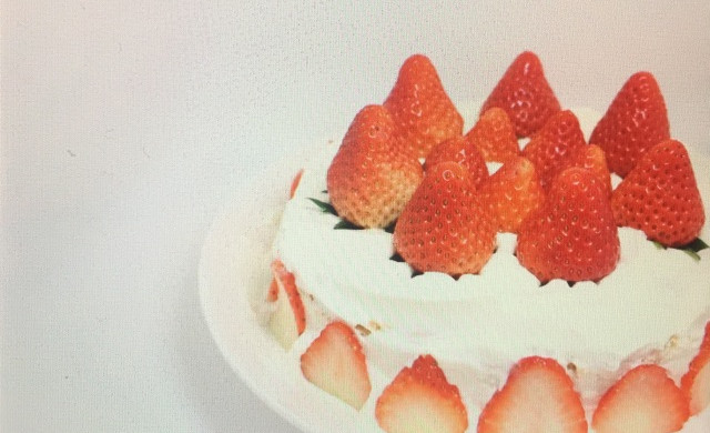 史上最简易版草莓蛋糕