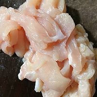 #唯有美食最粽要#鸡胸肉炒彩椒的做法图解1