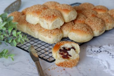 芝麻豆沙小餐包