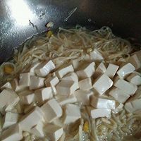 金针菇烧豆腐的做法图解8