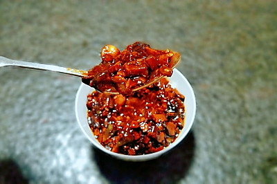 下饭的香菇肉粒辣酱