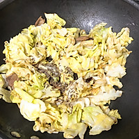 五花肉炒绿甘蓝的做法图解4
